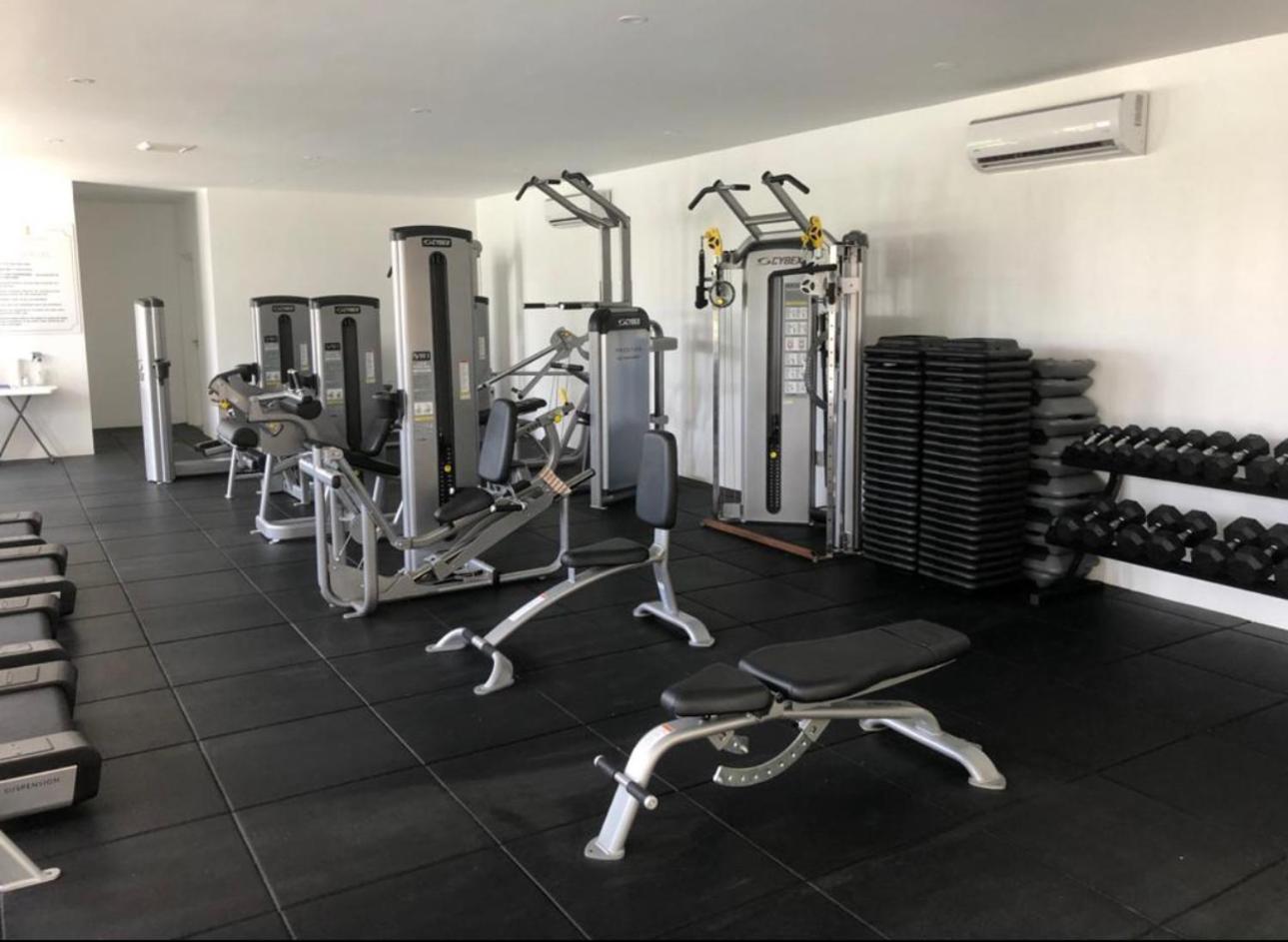 Westmoreland Hills - Mount Standfast - St James - Full Gym Membership Saint James Eksteriør billede